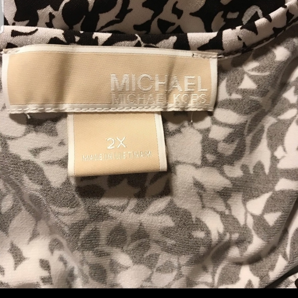 🤩Michael Kors black and white leaf print dress 2X - Picture 3 of 4